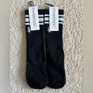 Free People FP Movement - 2 Pack - Striped Tube Socks By Lucky Honey Black/White